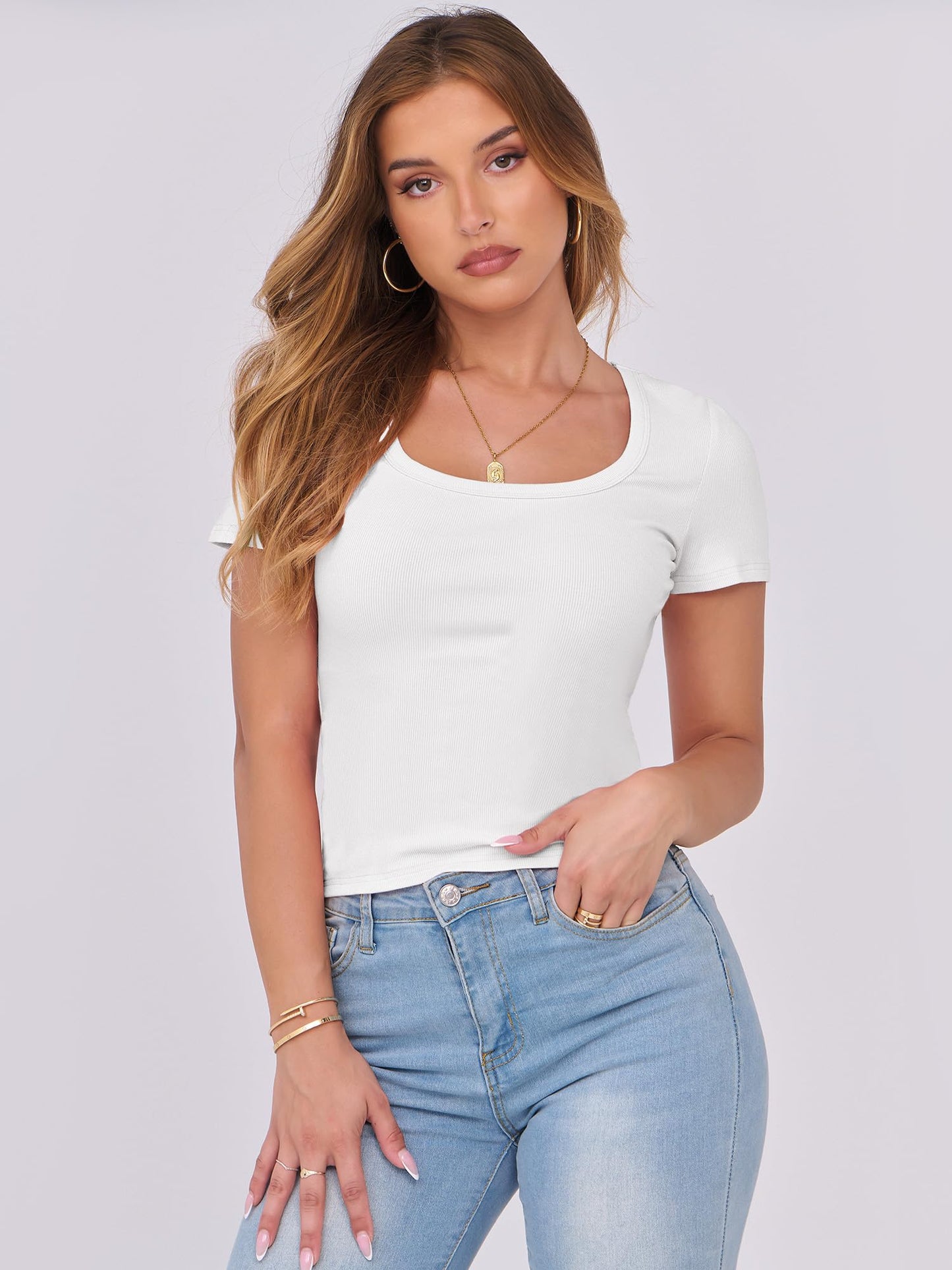 LUNIRO Women's Short Sleeve Tops Casual Scoop Neck Ribbed Knit Slim Fitted Basic Tee Shirts 2025 Summer Trendy Outfits